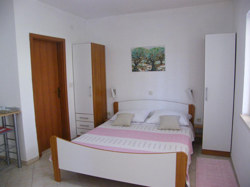 Apartments Maslina Lumbarda Esterno foto